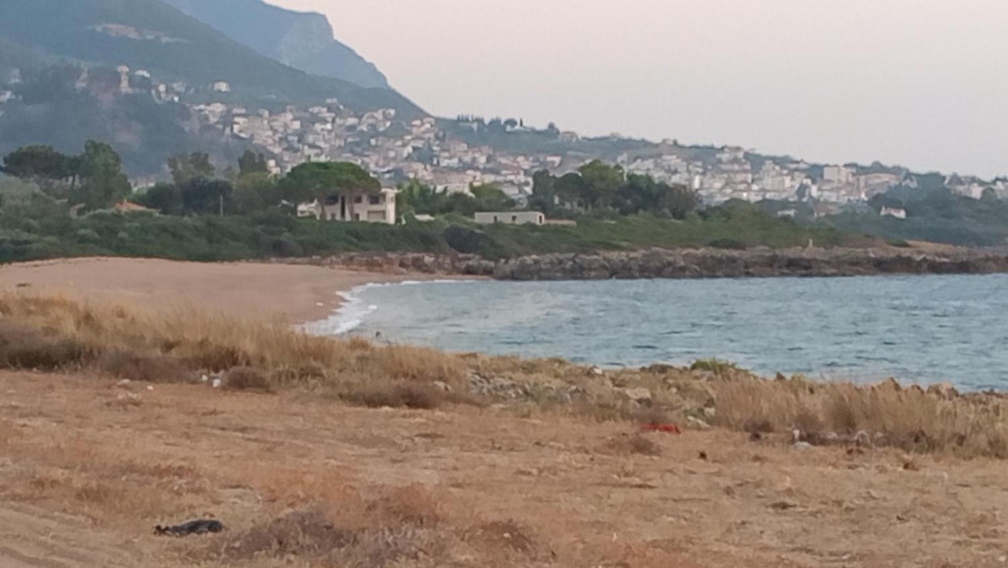 Tzanetos Seaside Villa Kyparissia Ngoại thất bức ảnh